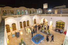 اقامتگاه سنتی آمیرزا کاشان